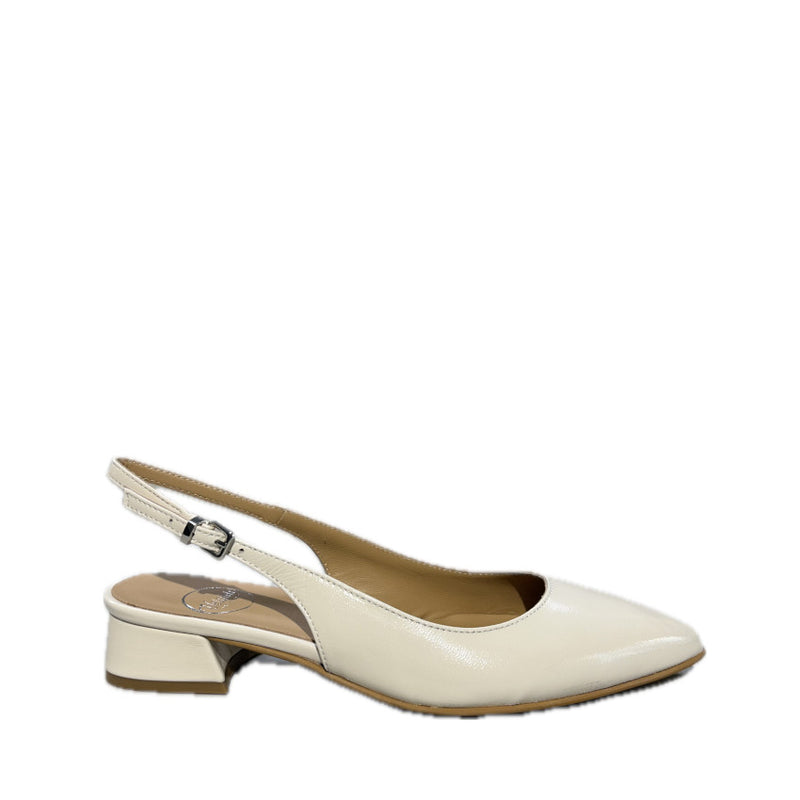 VELAIDE CHANEL BASSO EVA03 PITTI VERNICE BURRO