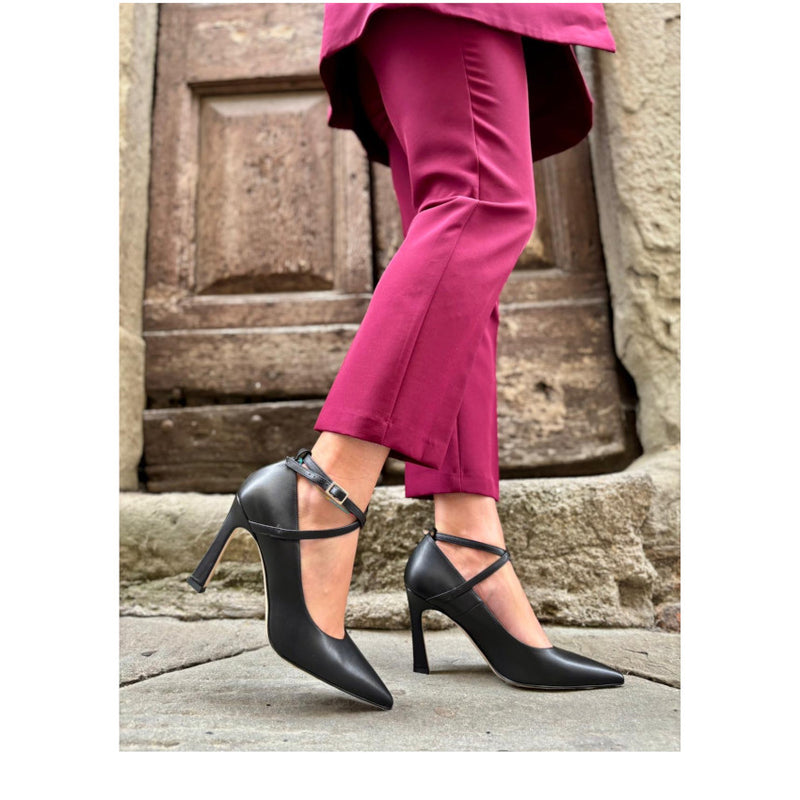 ALTRAMAREA DECOLLETE' CON FIBBIA 77129 PELLE NERO