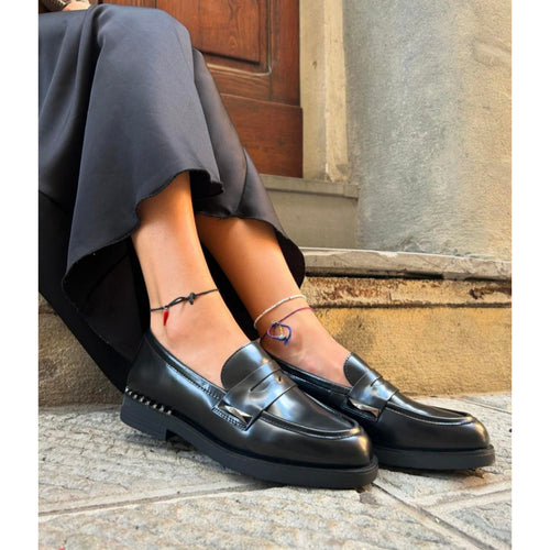 ASH MOCASSINO  WHISPER STUDS 01 PELLE NERO CON BORCHIE