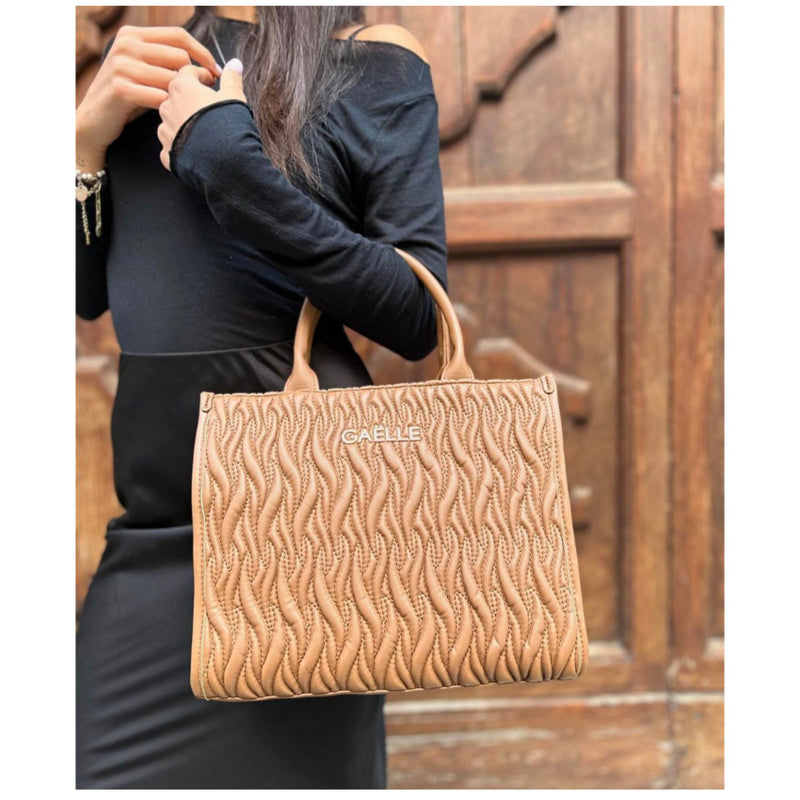 GAELLE BORSA GAACW01159 REGULAR SHOPPER CAMMELLO LOGO IN METALLO
