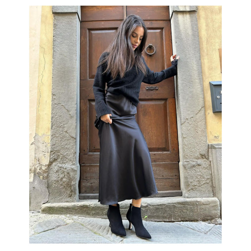 ALTRAMAREA TRONCHETTO CON TACCO PARTICOLARE 8733 CAMOSCIO NERO